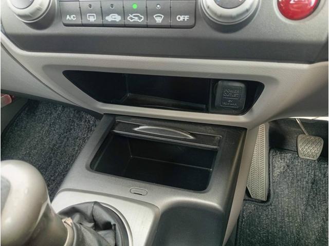 シビック １．８Ｇ　５ＭＴ　ＲＢオデッセイ純正１７ＡＷ　前登録関東地方　社外ナビ　スペアキー　ＥＴＣ　オートエアコン（38枚目）