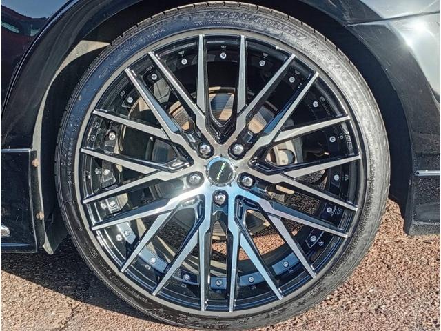 クラウンマジェスタ Ｆバージョン　レザーシート　色替黒　社外エアロ　社外リアスポイラー　社外２０ＡＷ　ＲＳＲ車高調　純正ＳＤナビ　Ｂｌｕ－ｒａｙ　クルコン　全席パワーシート　シートヒーター　サンシェード　ドアイージークローザー（12枚目）