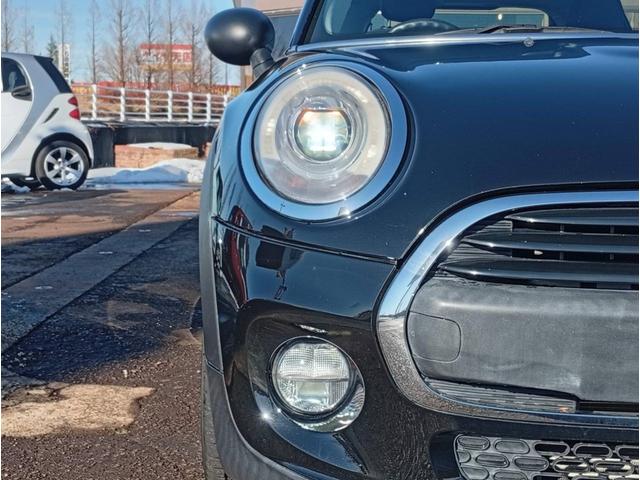 MINI ワン 純正HDDナビ 社外地デジチューナー ETC スタッドレスタイヤ 純正15インチホイール 純正LEDヘッドライト 純正LEDフォグ バックフォグ 室内クリーニング済み スペアキー(8枚目)