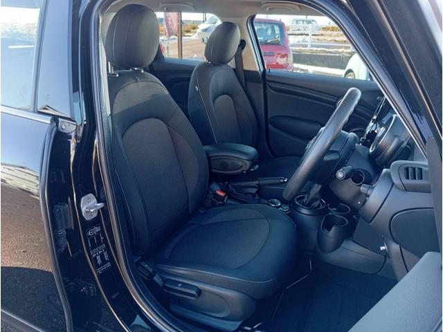 MINI ワン 純正HDDナビ 社外地デジチューナー ETC スタッドレスタイヤ 純正15インチホイール 純正LEDヘッドライト 純正LEDフォグ バックフォグ 室内クリーニング済み スペアキー(17枚目)