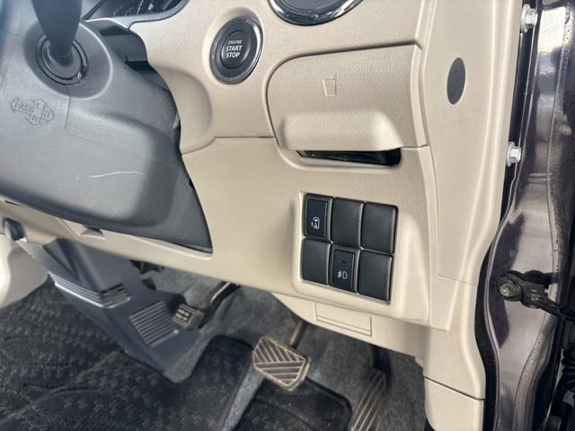 パレット ＸＳ　検２年　関東仕入　鈑金塗装付　片側電動　ナビ　プッシュスタート（15枚目）