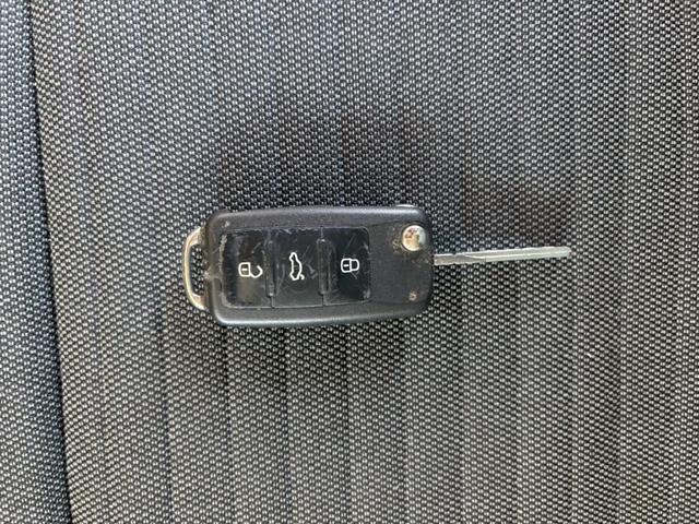 ポロ ＴＳＩコンフォートライン　検２年　関東仕入　鈑金塗装付　ナビ　ＥＴＣ　キーレス（33枚目）