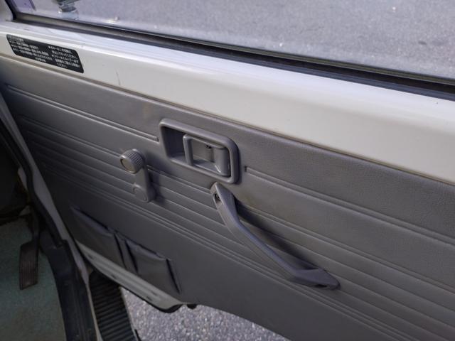 ボンゴトラック 　４ＷＤ　　車検令和８年１０月迄（17枚目）