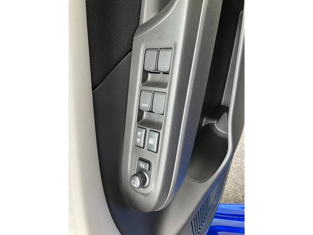 スイフト ＨＹＢＲＩＤ　ＭＺ　２ＷＤ　ＣＶＴ　スズキセーフティーサポート（29枚目）