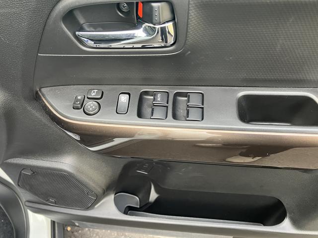 クロスビー HYBRID MZ 4型 4WD 6AT オーディオレス スズキセーフティーサポート(3枚目)