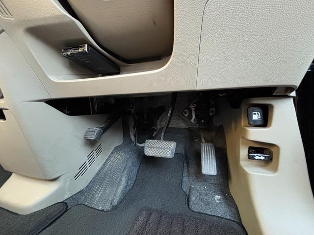 ☆任意保険・車両保証もお任せください☆万が一の事故、故障の時でも大丈夫！手厚いサービスが自慢の保険、保証取り扱っております！お気軽にご相談ください！