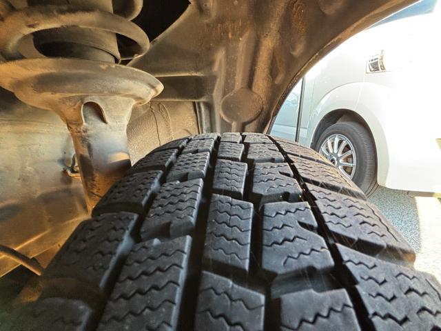 ☆まだまだ快調です☆タイヤの溝もバッチリ！まだまだ快調に走ります！新品・中古タイヤ、アルミホイールも取り扱っております！気になるパーツはお取り寄せ可能です！