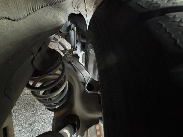 永く綺麗にお使いいただくには下廻り防錆プランがおススメです。雪道でまかれる塩化カルシウム（融雪剤）や潮風などから発生する錆などの劣化を防ぎ、車の下廻りをガードします。