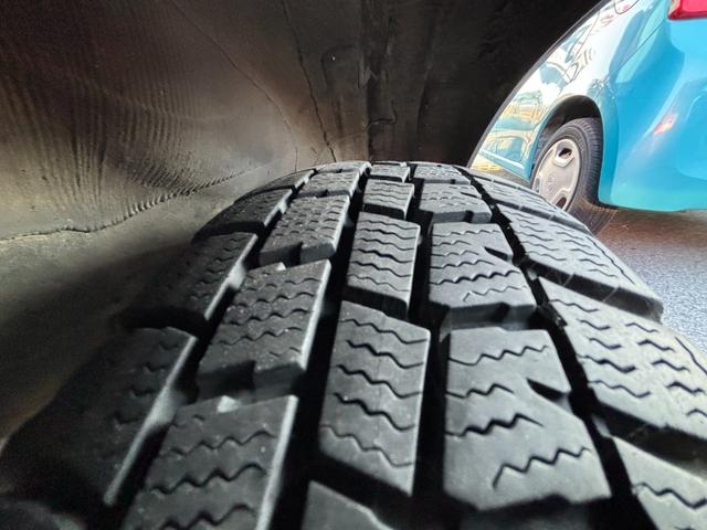 ☆まだまだ快調です☆タイヤの溝もバッチリ！まだまだ快調に走ります！新品・中古タイヤ、アルミホイールも取り扱っております！気になるパーツはお取り寄せ可能です！