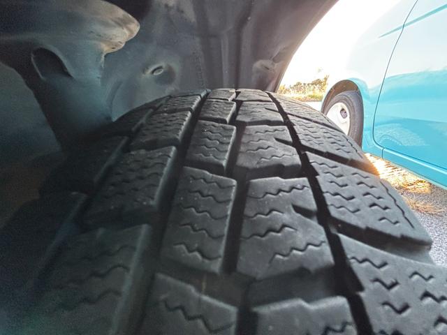 ☆まだまだ快調です☆タイヤの溝もバッチリ！まだまだ快調に走ります！新品・中古タイヤ、アルミホイールも取り扱っております！気になるパーツはお取り寄せ可能です！
