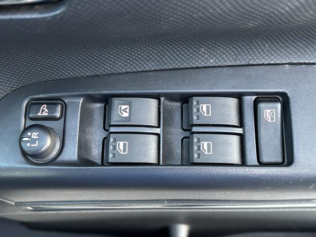 ルクラカスタム RS ABS 衝突安全ボディ スマートキー 助手席エアバック 盗難防止システム フルフラット ディスチャージドライト(33枚目)