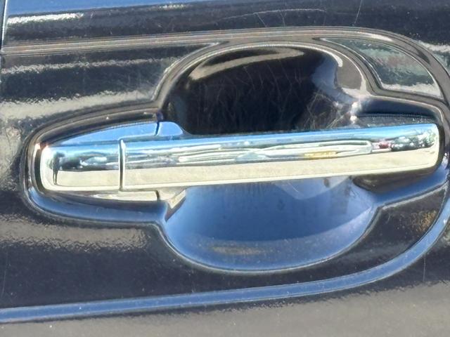 N-BOXカスタム G SSパッケージ 4WD ETC バックカメラ ナビ 両側パワースライド ABS シートヒーター 盗難防止装置 助手席エアバック HID(20枚目)