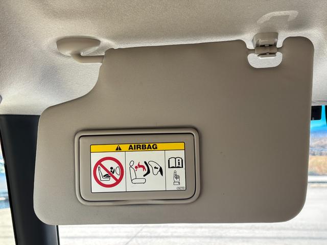 N-BOXカスタム G SSパッケージ 4WD ETC バックカメラ ナビ 両側パワースライド ABS シートヒーター 盗難防止装置 助手席エアバック HID(32枚目)