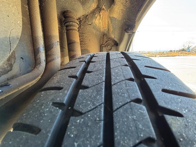 N-BOXカスタム G SSパッケージ 4WD ETC バックカメラ ナビ 両側パワースライド ABS シートヒーター 盗難防止装置 助手席エアバック HID(62枚目)