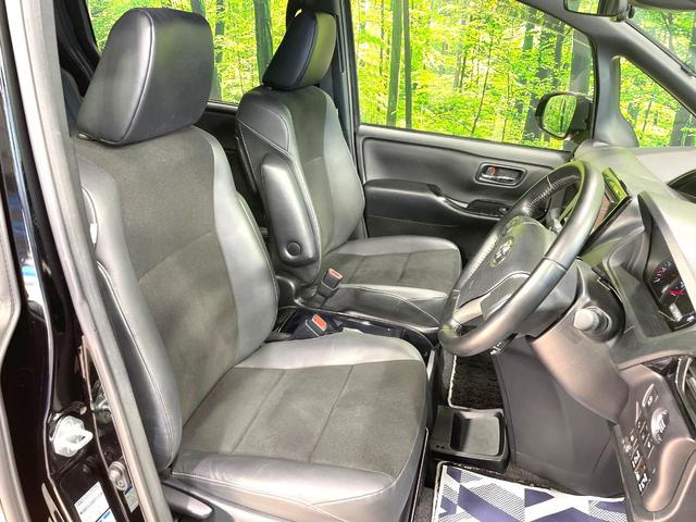 ノア Si ダブルバイビーII 4WD セーフティーセンス 両側電動ドア SDナビ 後席モニター バックカメラ 禁煙車 コーナーセンサー スマートキー LEDヘッド ビルトインETC クルコン オートハイビーム 車線逸脱警報(8枚目)