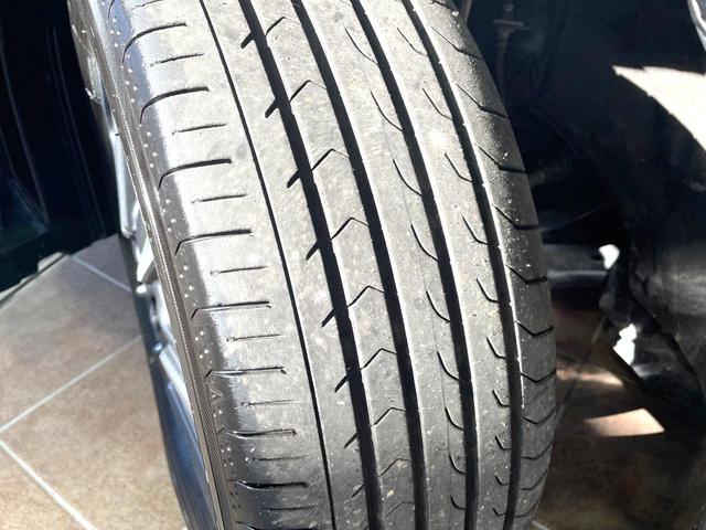 ノア Si ダブルバイビーII 4WD セーフティーセンス 両側電動ドア SDナビ 後席モニター バックカメラ 禁煙車 コーナーセンサー スマートキー LEDヘッド ビルトインETC クルコン オートハイビーム 車線逸脱警報(24枚目)