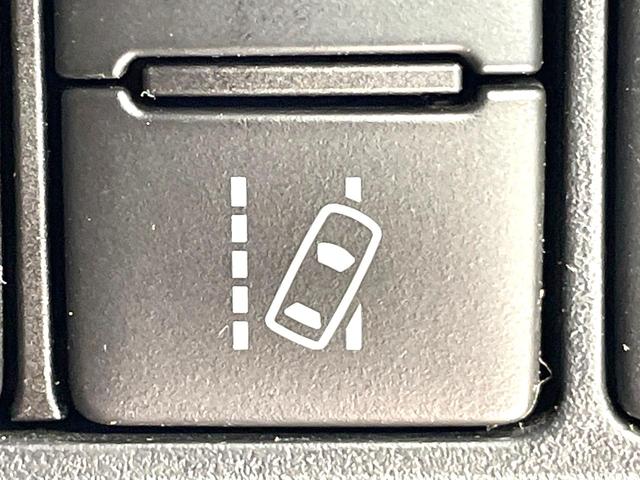 ノア Si ダブルバイビーII 4WD セーフティーセンス 両側電動ドア SDナビ 後席モニター バックカメラ 禁煙車 コーナーセンサー スマートキー LEDヘッド ビルトインETC クルコン オートハイビーム 車線逸脱警報(38枚目)