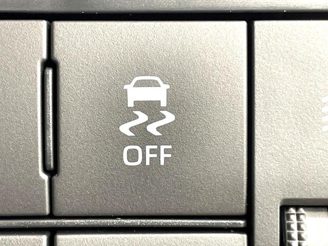 ライズ Ｘ　登録済未使用車　スマートアシスト　コーナーセンサー　スマートキー　ＬＥＤヘッド　オートハイビーム　車線逸脱警報　オートライト　純正１６ＡＷ　プライバシーガラス　アイドリングストップ（5枚目）