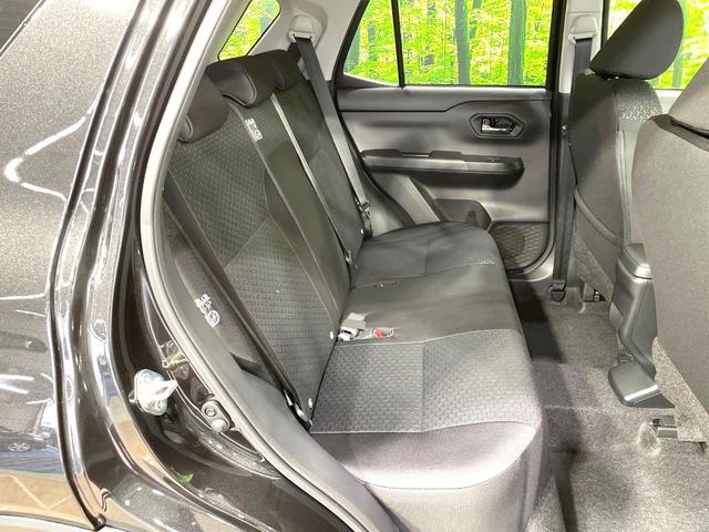 ライズ Ｘ　登録済未使用車　スマートアシスト　コーナーセンサー　スマートキー　ＬＥＤヘッド　オートハイビーム　車線逸脱警報　オートライト　純正１６ＡＷ　プライバシーガラス　アイドリングストップ（9枚目）