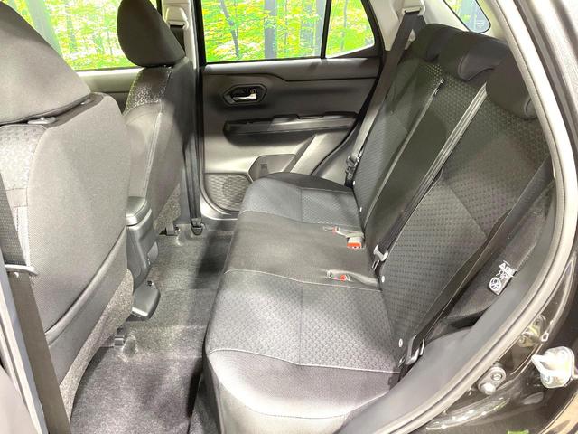 ライズ Ｘ　登録済未使用車　スマートアシスト　コーナーセンサー　スマートキー　ＬＥＤヘッド　オートハイビーム　車線逸脱警報　オートライト　純正１６ＡＷ　プライバシーガラス　アイドリングストップ（43枚目）