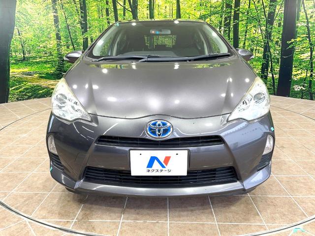 アクア S 純正SDナビ バックカメラ ETC オートエアコン Bluetooth接続 CD/DVD再生 フルセグTV キーレスエントリー 盗難防止システム 横滑り防止システム 電動格納ミラー プライバシーガラス(14枚目)