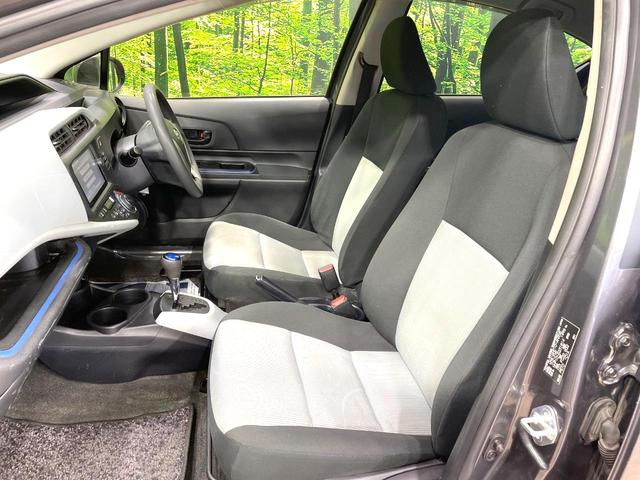 アクア S 純正SDナビ バックカメラ ETC オートエアコン Bluetooth接続 CD/DVD再生 フルセグTV キーレスエントリー 盗難防止システム 横滑り防止システム 電動格納ミラー プライバシーガラス(40枚目)