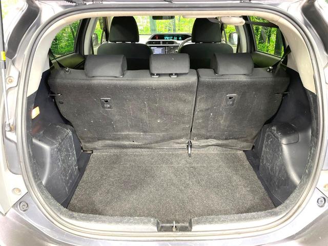 アクア S 純正SDナビ バックカメラ ETC オートエアコン Bluetooth接続 CD/DVD再生 フルセグTV キーレスエントリー 盗難防止システム 横滑り防止システム 電動格納ミラー プライバシーガラス(43枚目)