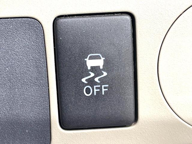 ムーヴ L SA 4WD 禁煙車 キーレスエントリー 衝突安全ボディ 横滑り防止システム トラクションコントロール 盗難防止システム 電動格納ミラー ベンチシート エアコン プライバシーガラス CD再生(4枚目)