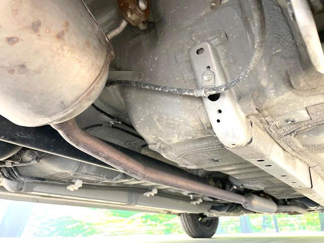 ムーヴ L SA 4WD 禁煙車 キーレスエントリー 衝突安全ボディ 横滑り防止システム トラクションコントロール 盗難防止システム 電動格納ミラー ベンチシート エアコン プライバシーガラス CD再生(21枚目)