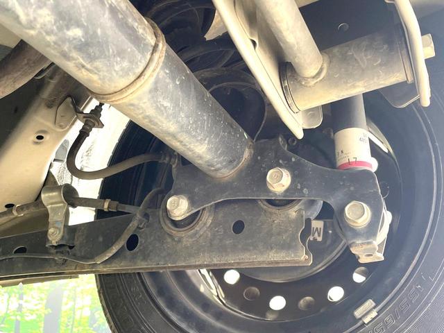 ムーヴ L SA 4WD 禁煙車 キーレスエントリー 衝突安全ボディ 横滑り防止システム トラクションコントロール 盗難防止システム 電動格納ミラー ベンチシート エアコン プライバシーガラス CD再生(23枚目)