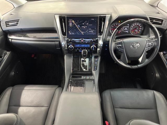 アルファード 2.5S Cパッケージ メーカーナビ サンルーフ 後席モニター モデリスタエアロ 全周囲カメラ 衝突軽減 JBLサウンド 両側電動ドア 禁煙車 電動リアゲート レザー調シート 前席シートエアコン 前後席パワーシート ドラレコ(2枚目)