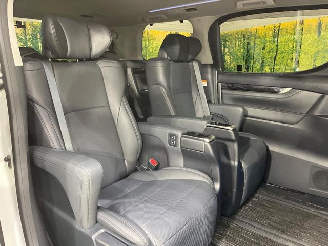 アルファード 2.5S Cパッケージ メーカーナビ サンルーフ 後席モニター モデリスタエアロ 全周囲カメラ 衝突軽減 JBLサウンド 両側電動ドア 禁煙車 電動リアゲート レザー調シート 前席シートエアコン 前後席パワーシート ドラレコ(9枚目)