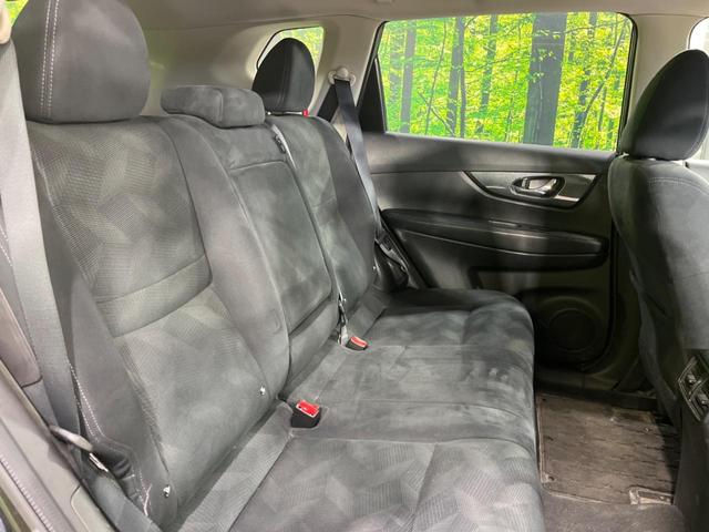 エクストレイル ２０Ｘ　エマージェンシーブレーキパッケージ　４ＷＤ　純正８インチナビ　全周囲カメラ　エマージェンシーブレーキ　コーナーセンサー　シートヒーター　スマートキー　ＬＥＤヘッド　ＥＴＣ　クルコン　車線逸脱警報　オートライト　デュアルエアコン（9枚目）