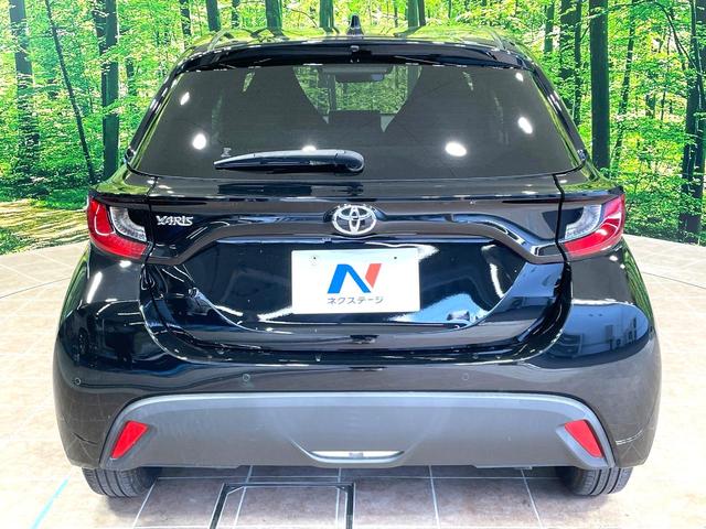 ヤリス X セーフティセンス ディスプレイオーディオ バックカメラ 禁煙車 コーナーセンサー スマートキー ビルトインETC オートハイビーム 車線逸脱警報 オートライト Bluetooth スマートキー(16枚目)
