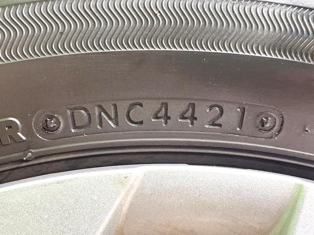 ヤリス X セーフティセンス ディスプレイオーディオ バックカメラ 禁煙車 コーナーセンサー スマートキー ビルトインETC オートハイビーム 車線逸脱警報 オートライト Bluetooth スマートキー(29枚目)