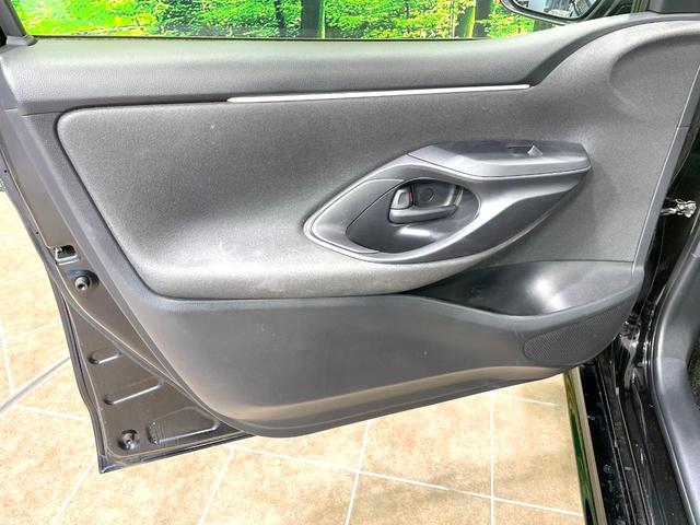 ヤリス X セーフティセンス ディスプレイオーディオ バックカメラ 禁煙車 コーナーセンサー スマートキー ビルトインETC オートハイビーム 車線逸脱警報 オートライト Bluetooth スマートキー(37枚目)