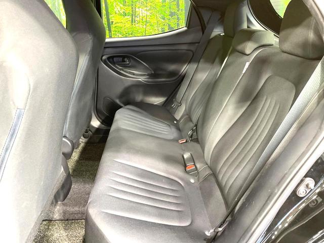 ヤリス X セーフティセンス ディスプレイオーディオ バックカメラ 禁煙車 コーナーセンサー スマートキー ビルトインETC オートハイビーム 車線逸脱警報 オートライト Bluetooth スマートキー(43枚目)