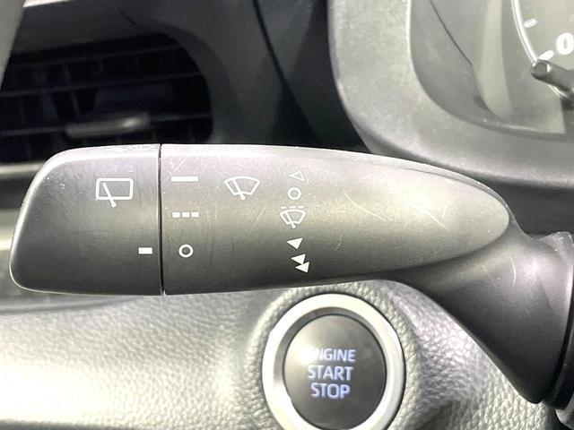 ヤリス X セーフティセンス ディスプレイオーディオ バックカメラ 禁煙車 コーナーセンサー スマートキー ビルトインETC オートハイビーム 車線逸脱警報 オートライト Bluetooth スマートキー(49枚目)