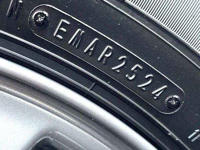 ジムニーシエラ JC 4WD MT車 SDナビ バックカメラ 衝突被害軽減システム 禁煙車 スマートキー LEDヘッド ETC クルコン オートハイビーム 車線逸脱警報 オートライト オートエアコン 純正15インチアルミ(27枚目)