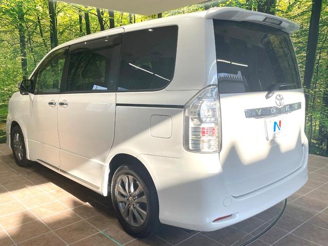 ヴォクシー ZS 煌II 両側電動ドア 純正SDナビ バックカメラ 禁煙車 スマートキー HIDヘッド ETC オートライト デュアルエアコン 純正16インチアルミ Bluetooth CD DVD再生 フルセグ パドルシフト(28枚目)