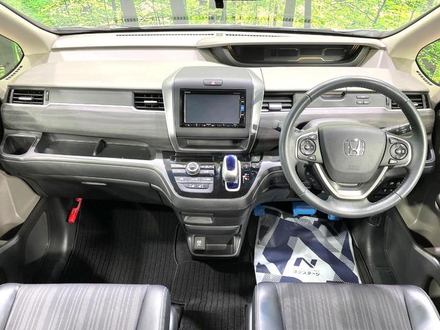 フリードハイブリッド ハイブリッド・EX 両側電動ドア 純正SDナビ バックカメラ 衝突被害軽減システム レーダークルーズ 禁煙車 ハーフレザーシート ドラレコ スマートキー LEDヘッド ビルトインETC 車線逸脱警報 オートライト(2枚目)