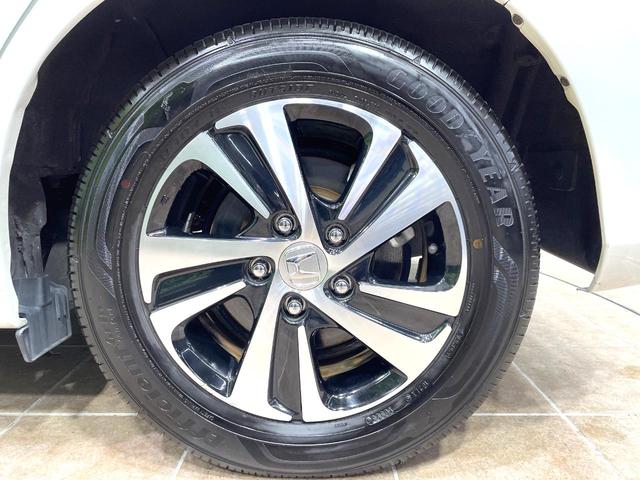 フリードハイブリッド ハイブリッド・EX 両側電動ドア 純正SDナビ バックカメラ 衝突被害軽減システム レーダークルーズ 禁煙車 ハーフレザーシート ドラレコ スマートキー LEDヘッド ビルトインETC 車線逸脱警報 オートライト(23枚目)