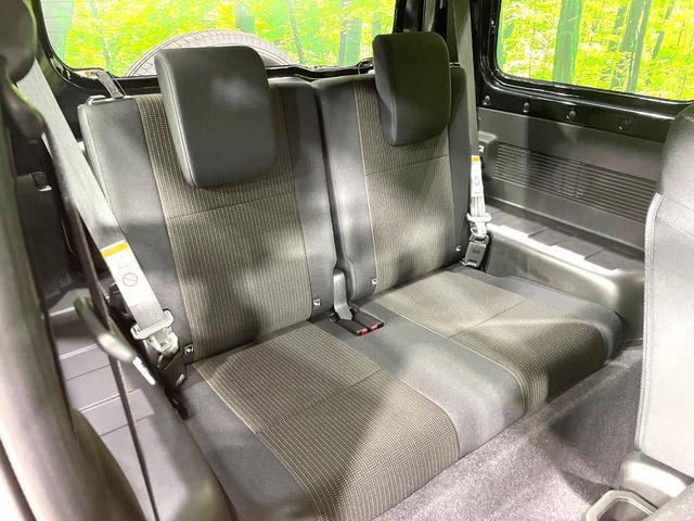 ジムニー XC 4WD ターボ セーフティサポート 禁煙車 コーナーセンサー スマートキー LEDヘッドライト クルーズコントロール オートハイビーム 車線逸脱警報 オートライト オートエアコン 純正16インチアルミ(9枚目)