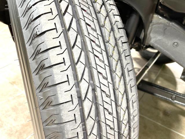 ジムニー XC 4WD ターボ セーフティサポート 禁煙車 コーナーセンサー スマートキー LEDヘッドライト クルーズコントロール オートハイビーム 車線逸脱警報 オートライト オートエアコン 純正16インチアルミ(24枚目)