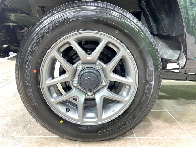 ジムニー XC 4WD ターボ セーフティサポート 禁煙車 コーナーセンサー スマートキー LEDヘッドライト クルーズコントロール オートハイビーム 車線逸脱警報 オートライト オートエアコン 純正16インチアルミ(30枚目)