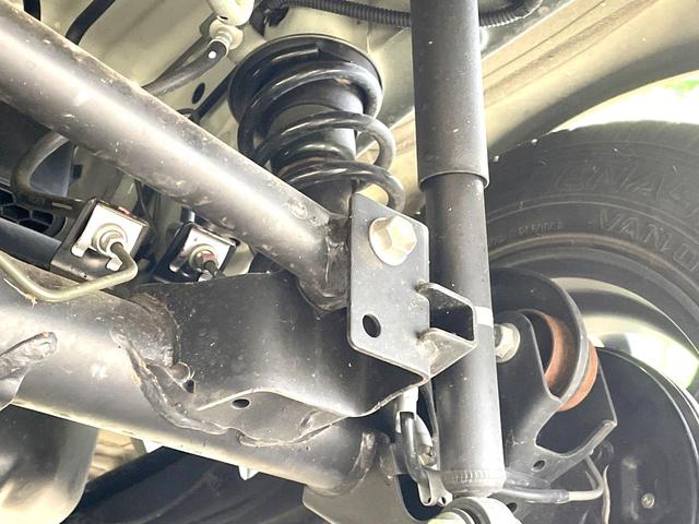 エブリイ ＰＣリミテッド　ＳＤナビ　衝突被害軽減システム　禁煙車　コーナーセンサー　オートライト　Ｂｌｕｅｔｏｏｔｈ　ＣＤ　ＤＶＤ再生　フルセグ（21枚目）