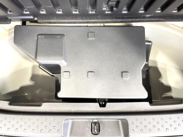 シエンタ ハイブリッドZ 両側電動スライドドア 純正10型ナビ 全周囲カメラ トヨタセーフティセンス 100V電源 レーダークルーズ コーナーセンサー スマートキー LEDヘッド ETC フルセグ オートハイビーム(42枚目)