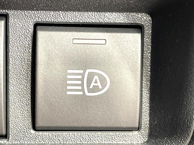 シエンタ ハイブリッドZ 両側電動スライドドア 純正10型ナビ 全周囲カメラ トヨタセーフティセンス 100V電源 レーダークルーズ コーナーセンサー スマートキー LEDヘッド ETC フルセグ オートハイビーム(49枚目)