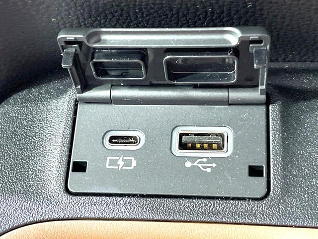 シエンタ ハイブリッドZ 両側電動スライドドア 純正10型ナビ 全周囲カメラ トヨタセーフティセンス 100V電源 レーダークルーズ コーナーセンサー スマートキー LEDヘッド ETC フルセグ オートハイビーム(55枚目)