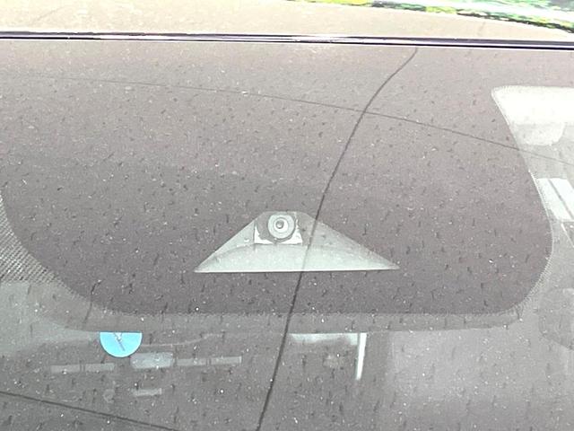 オーラ G メーカーナビ 全周囲カメラ BOSEサウンド 衝突被害軽減システム レーダークルーズ 禁煙車 ハーフレザーシート コーナーセンサー スマートキー LEDヘッド ビルトインETC オートハイビーム(5枚目)